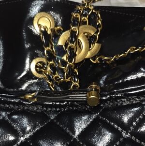 Classic Quilted Black Shoulder Bag with Gold Chain